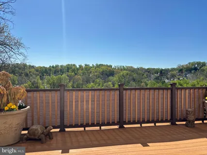 $449,000 | 26 Linda Lane, Aston, PA 19014