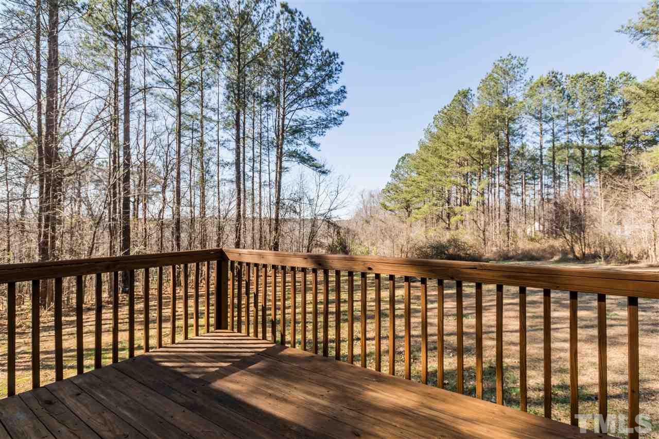 118 Setter Point Clayton, NC 27520 - Photo 18 of 21 a view of wooden fence