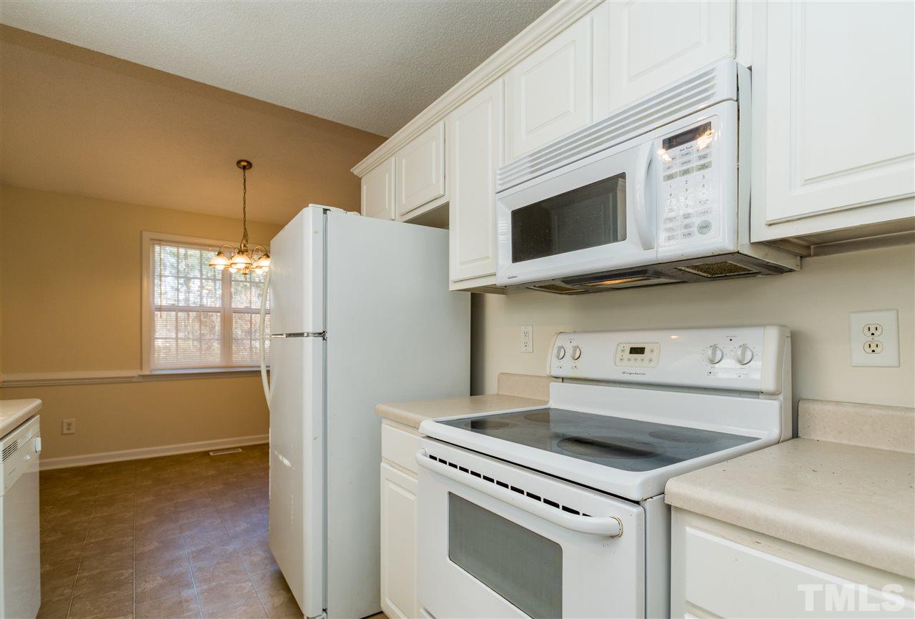 118 Setter Point Clayton, NC 27520 - Photo 9 of 21 a utility room with dryer and washer