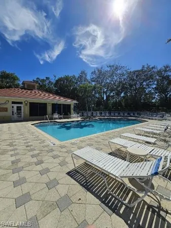 $2,100 | 965 Tarpon Cove Drive, Unit 202, Naples, FL 34110