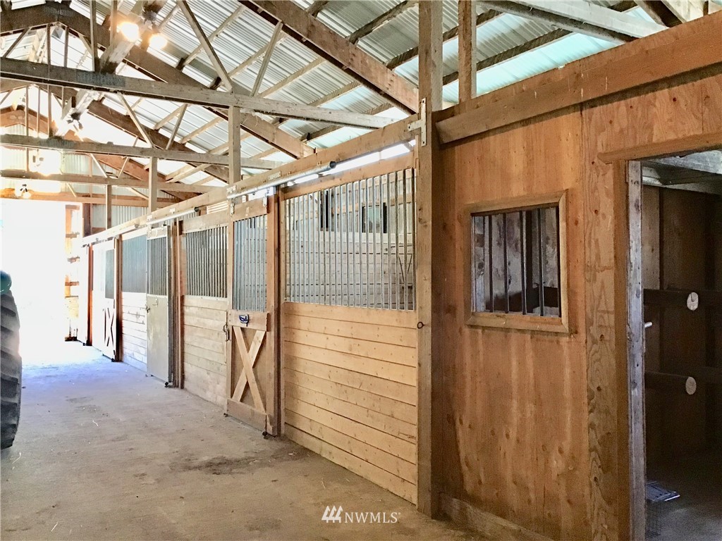 32917 Locke Road Roy, WA 98580 - Photo 10 of 25 Gallery Image 10