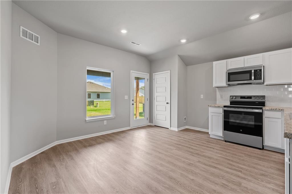 20222 West 195th Street Spring Hill, KS 66083 - Photo 9 of 27