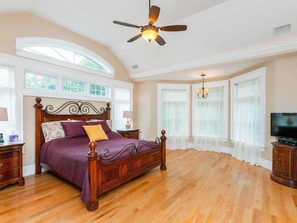 47 Wainwright Road Winchester, MA 01890 - Photo 19 of 30 Gallery Image 19