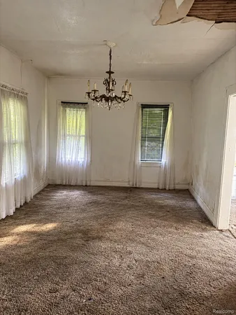 $19,900 | 1606 Ave A, Flint, MI 48503