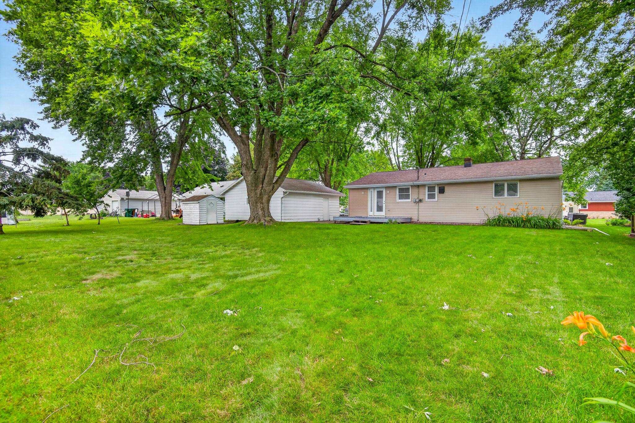 1512 North Rexford Street Appleton, WI 54914 - Photo 24 of 34