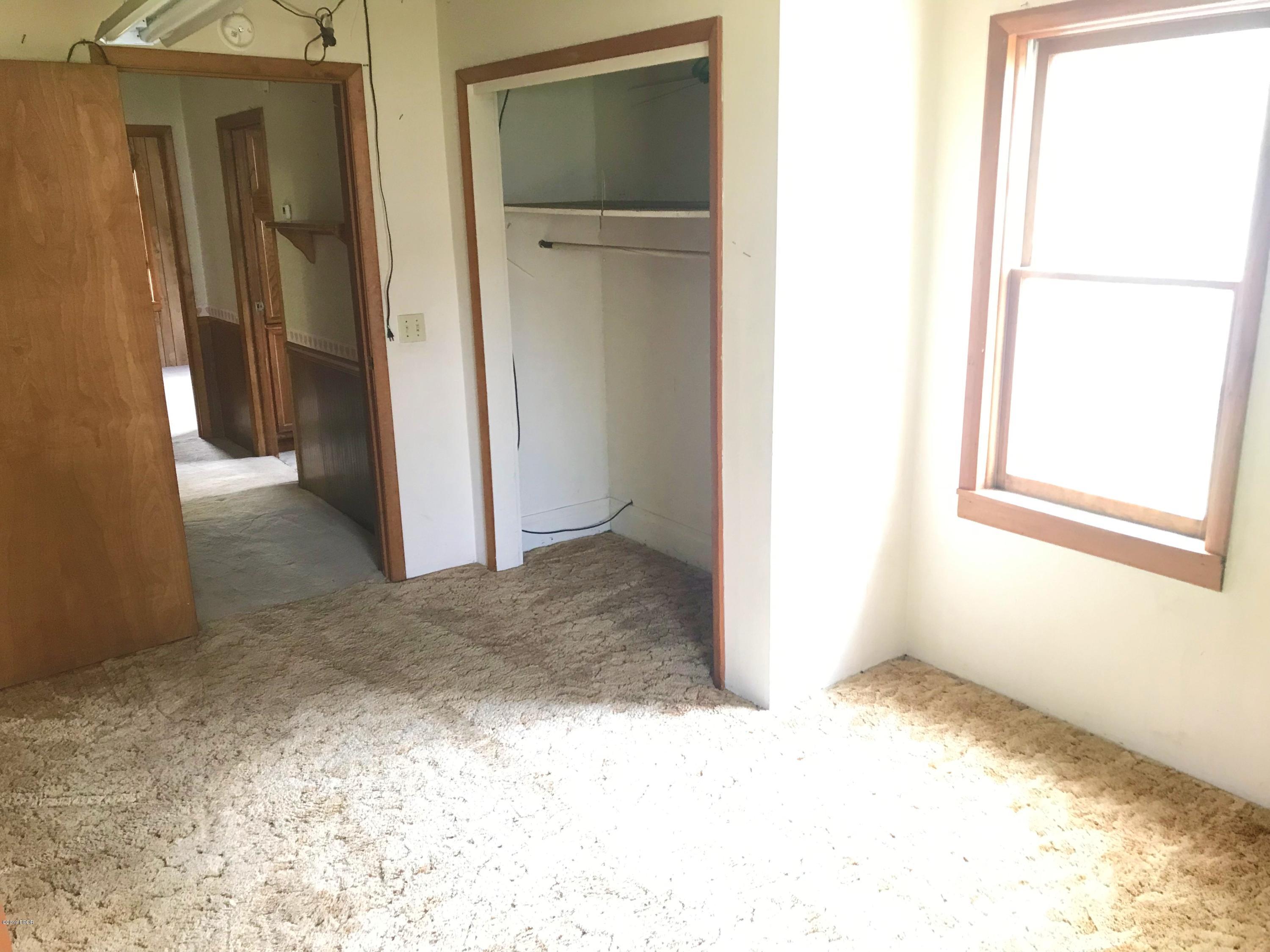 411 South Locust Street Flora, IL 62839 - Photo 25 of 30 Gallery Image 25