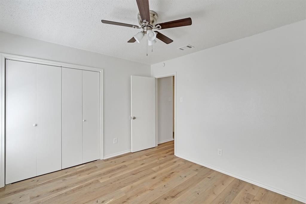 210 Rolston Road, Unit 1 Irving, TX 75060 - Photo 13 of 16