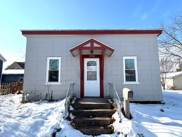 $165,000 | 1212 Ridge Street, La Porte, IN 46350