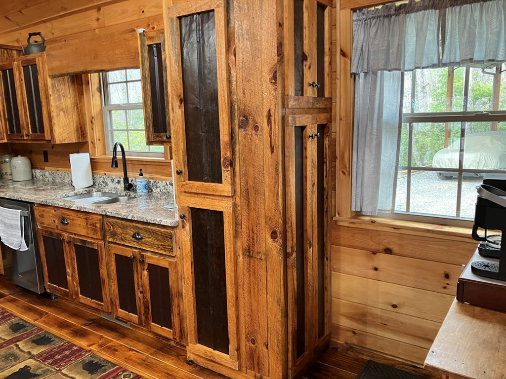 215 Legendary Rdg Road Murphy, NC 28906 - Photo 5 of 52