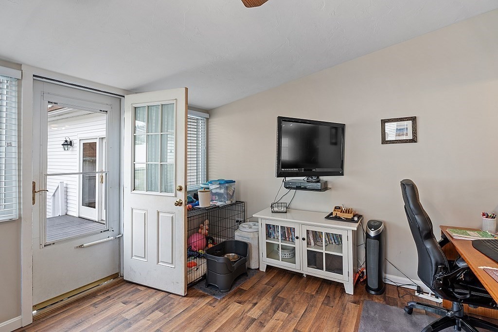 8 Perham Street Chelmsford, MA 01824 - Photo 23 of 42