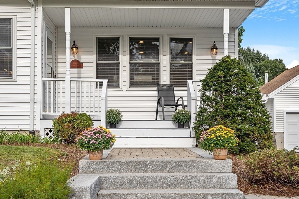 8 Perham Street Chelmsford, MA 01824 - Photo 3 of 42