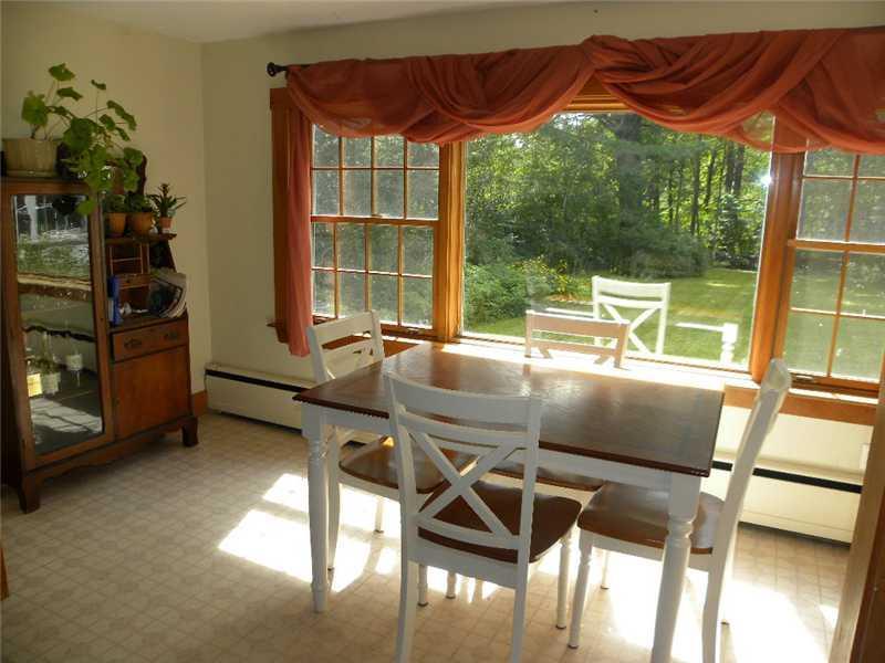 4 Skeetfield Road Oxford, ME 04270 - Photo 10 of 19 Dining Room.