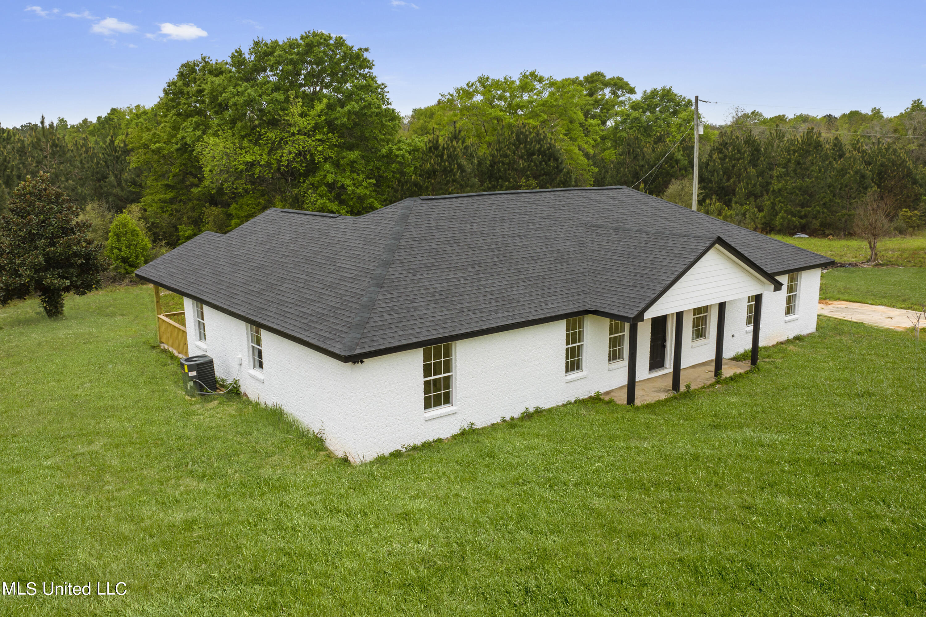 70 3 Oaks Road Perkinston, MS 39573 - Photo 4 of 40 004