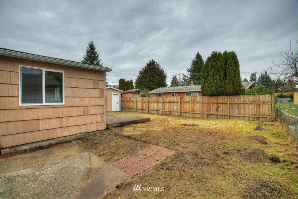 8207 Custer Road Southwest Lakewood, WA 98499 - Photo 12 of 14