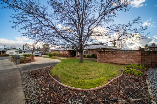 $430,000 | 3605 Tamarack Drive, Redding, CA 96003