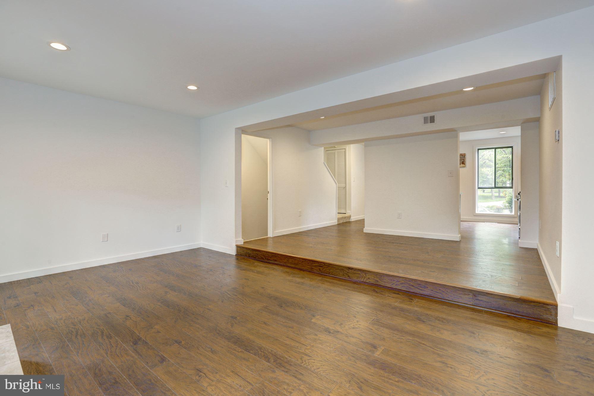 5380 Eliots Oak Road Columbia, MD 21044 - Photo 10 of 30 x