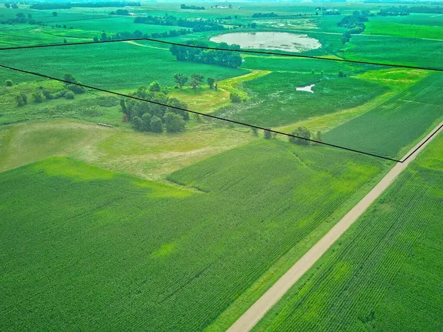 $824,900 | 10864 117th Street Southwest, Winsted, MN 55395