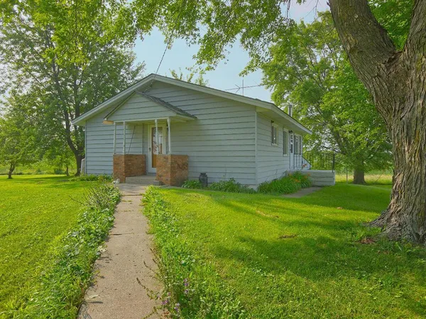 $799,900 | 10864 117th Street Southwest, Winsted, MN 55395