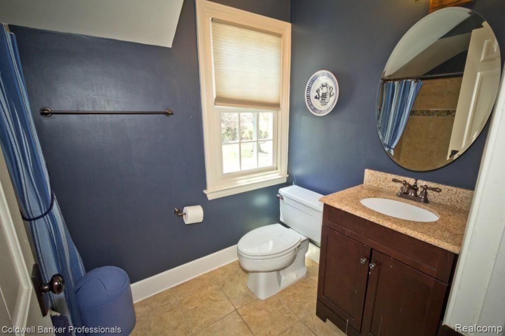 657 Half Moon Road Bloomfield Hills, MI 48301 - Photo 27 of 42 IMG_7295.jpg
