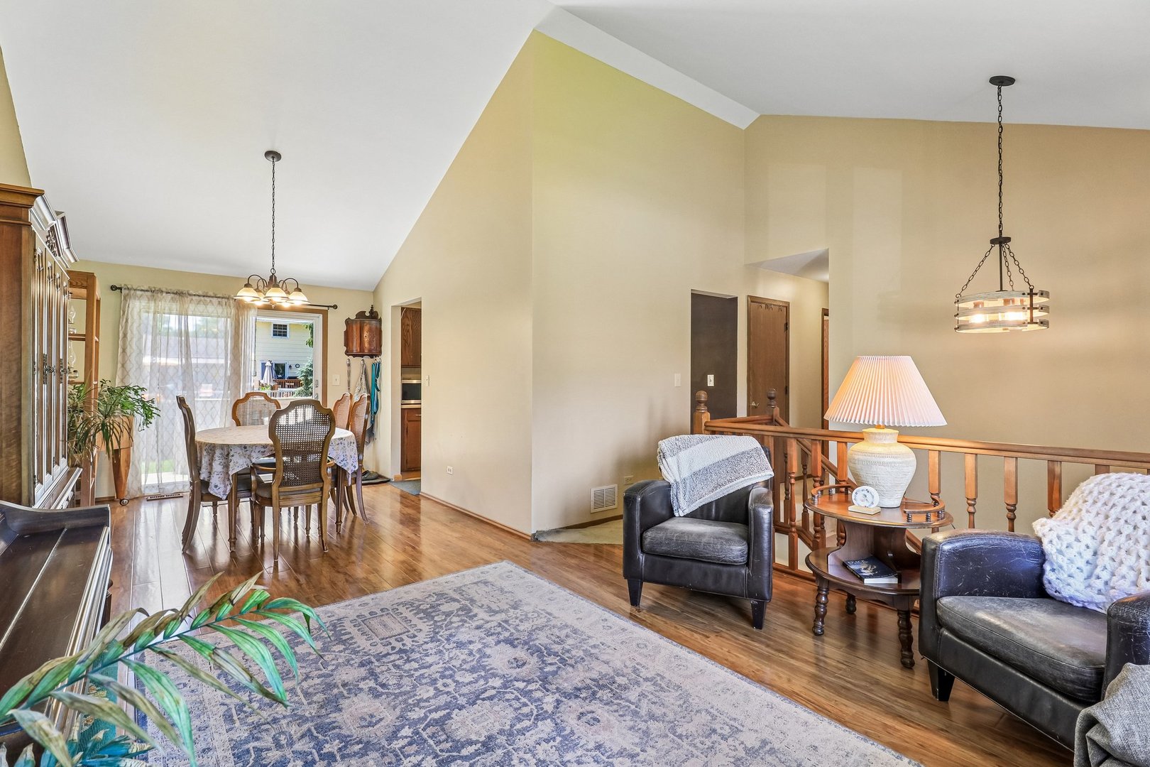 2359 High Point Drive Lindenhurst, IL 60046 - Photo 5 of 45