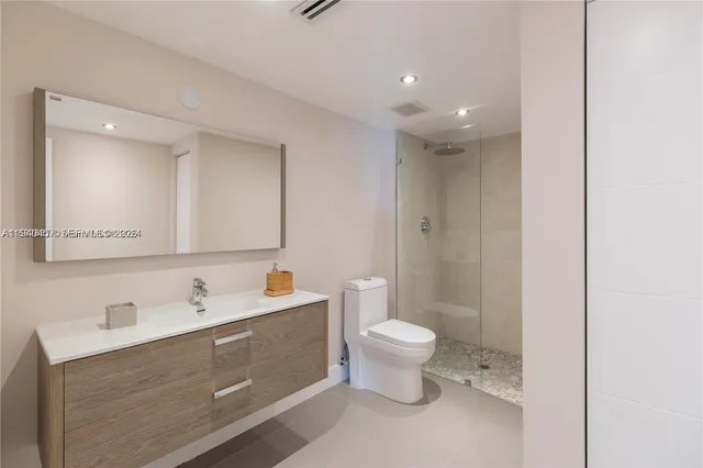 a close up view of washer and dryer