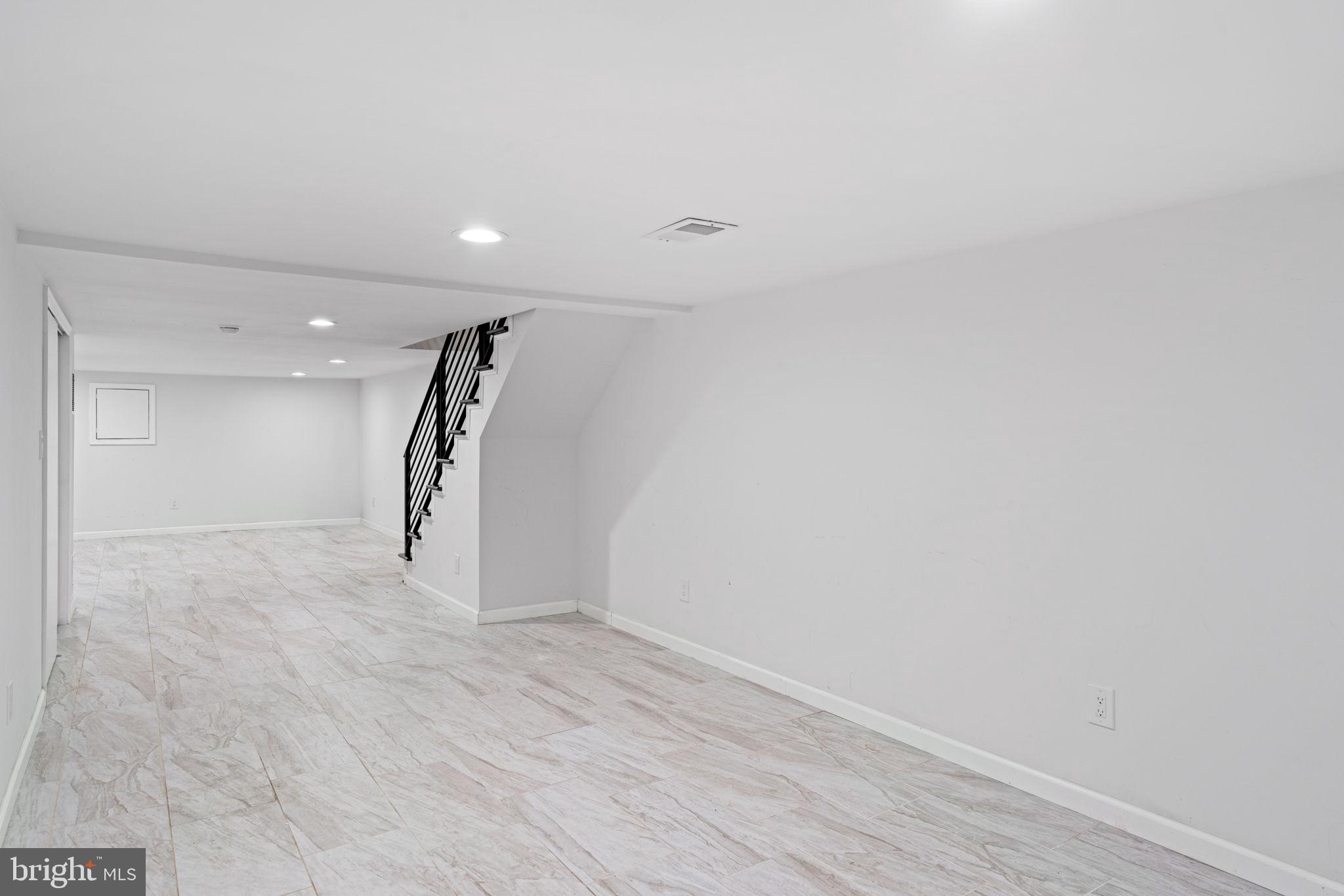 1926 Moore Street Philadelphia, PA 19145 - Photo 24 of 31