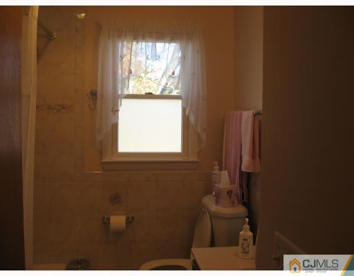 72 Hilliard Road Old Bridge, NJ 08857 - Photo 7 of 10 Gallery Image 7