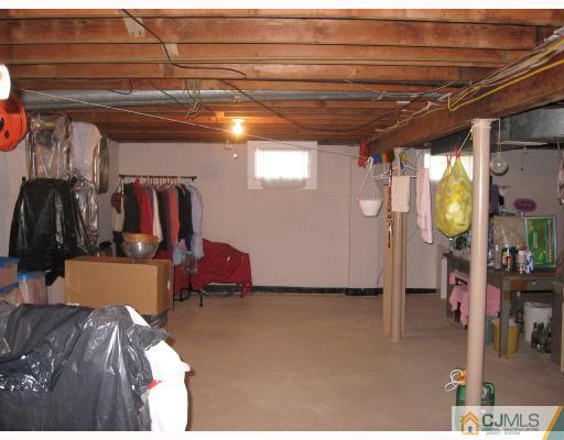 72 Hilliard Road Old Bridge, NJ 08857 - Photo 8 of 10 Gallery Image 8