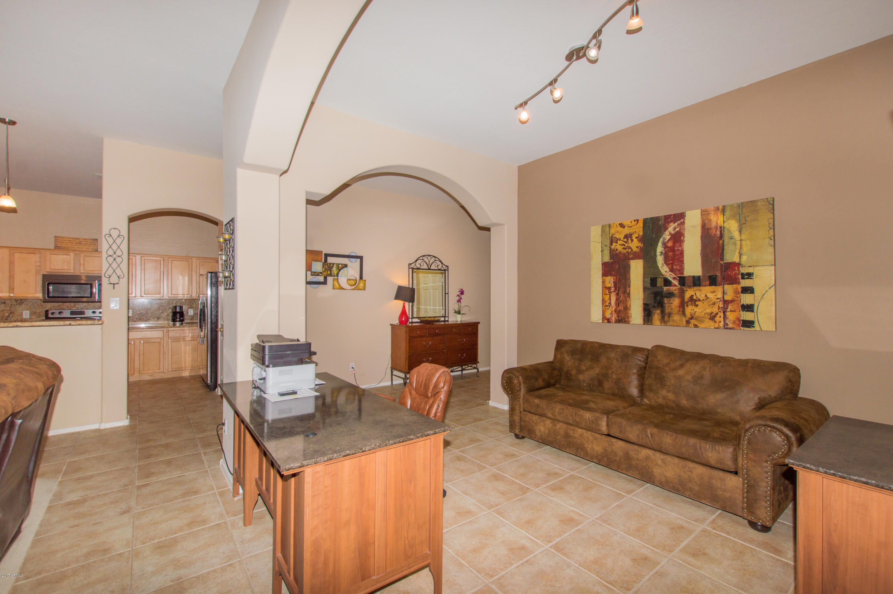 2625 East Fremont Road Phoenix, AZ 85042 - Photo 17 of 38