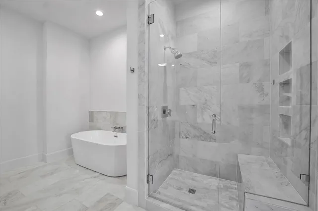 $5,900 | 5270 Town And Country Boulevard, Unit 302, Frisco, TX 75034