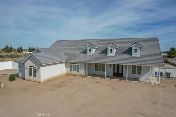 $700,000 | 14042 Estero Road, Victorville, CA 92392