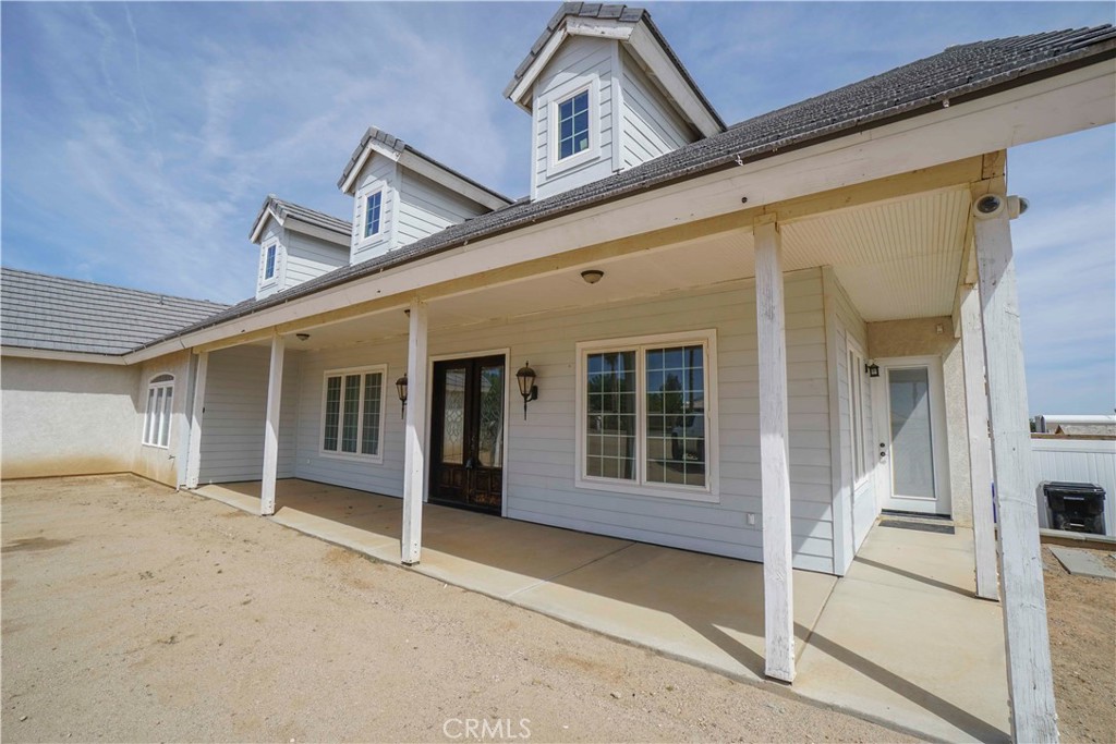 14042 Estero Road Victorville, CA 92392 - Photo 7 of 51