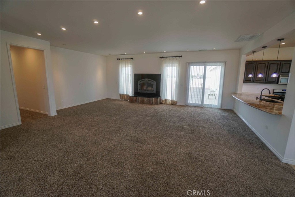 14042 Estero Road Victorville, CA 92392 - Photo 9 of 51