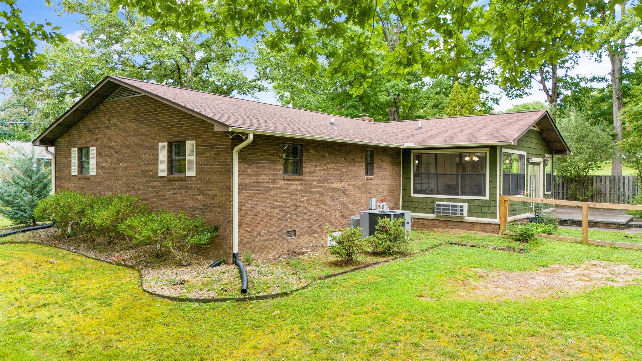 325 Poplar Street Sevierville, TN 37862 - Photo 33 of 43 Gallery Image 33