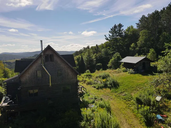 $495,000 | 820 Farr Road, St. Johnsbury, VT 05819