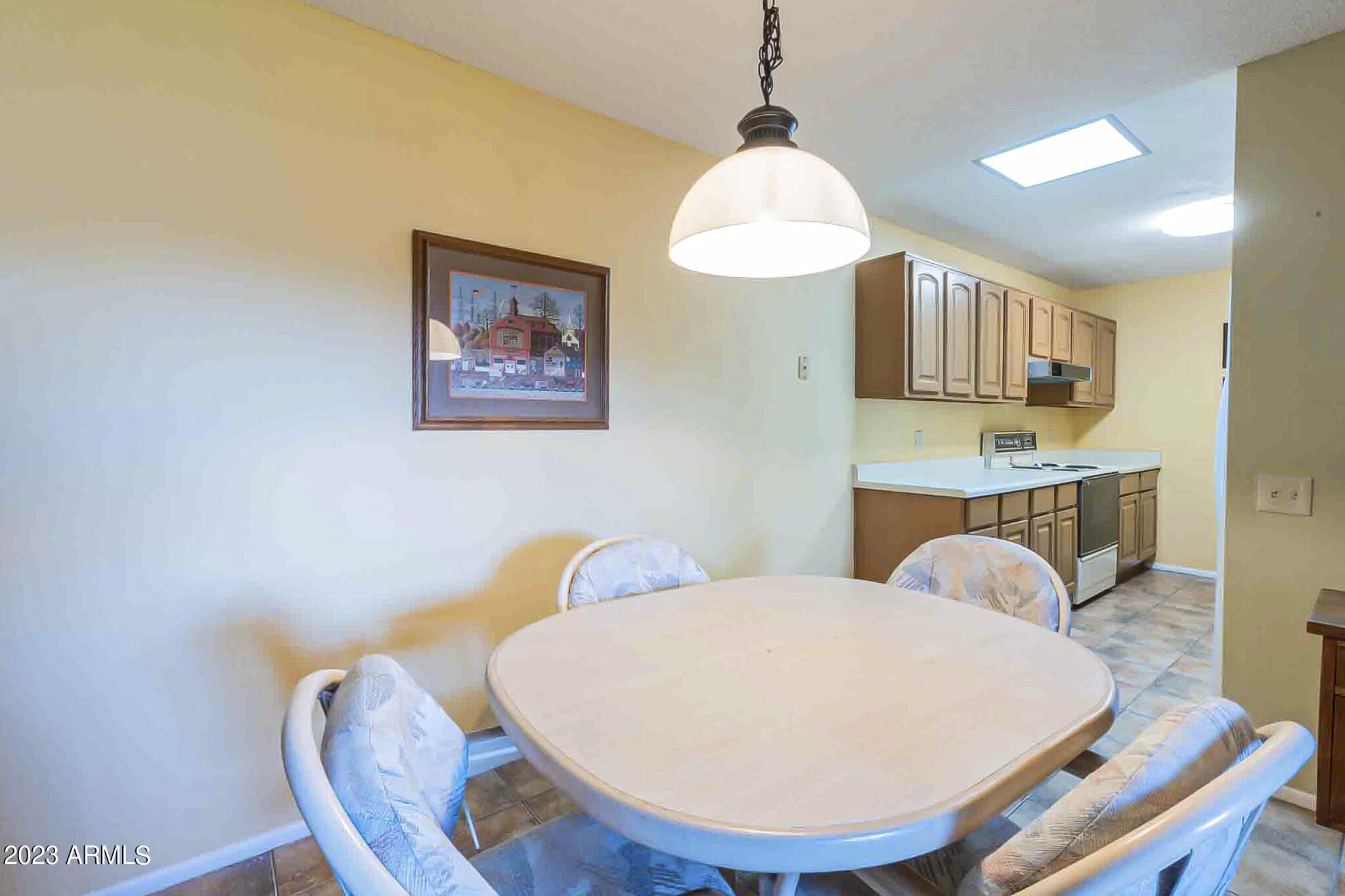 14300 West Bell Road, Unit 52 Surprise, AZ 85374 - Photo 7 of 31 Dining