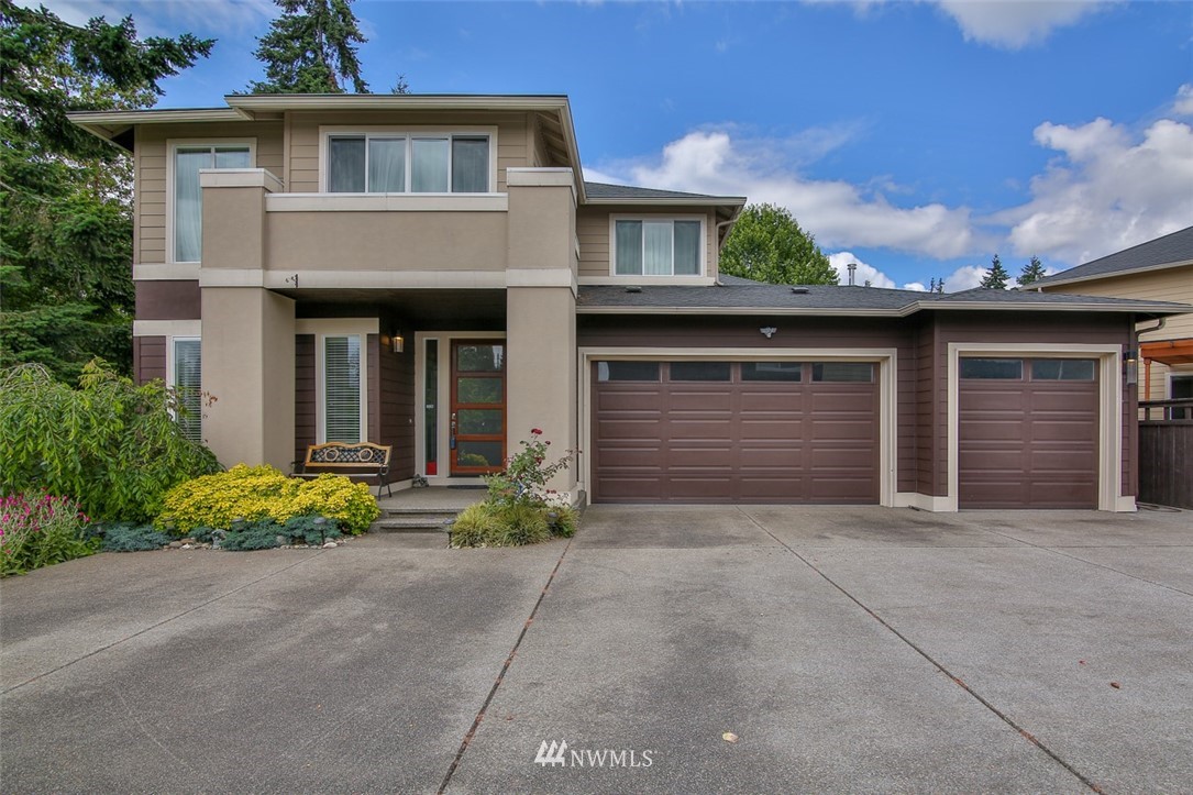 3741 Northeast 23rd Place Renton, WA 98056 - Photo 2 of 26 Gallery Image 2