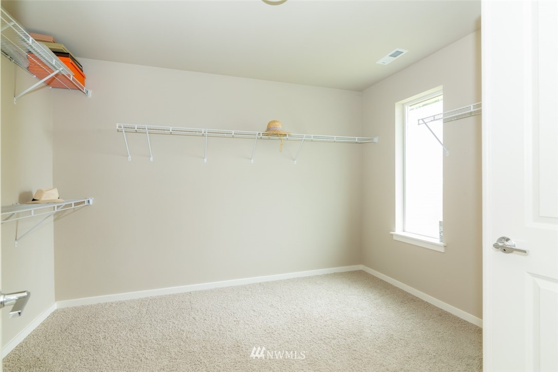 3741 Northeast 23rd Place Renton, WA 98056 - Photo 18 of 26 Gallery Image 18