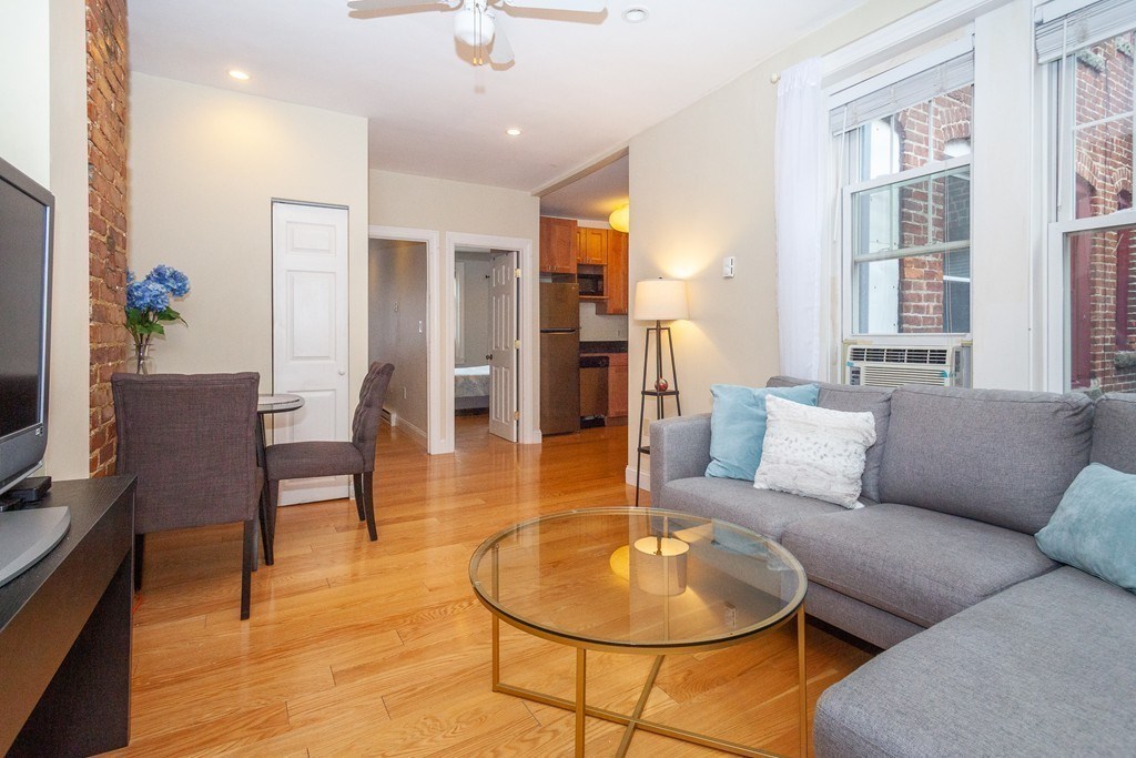 25 Clark Street, Unit 8 Boston, MA 02113 - Photo 5 of 13 Gallery Image 5