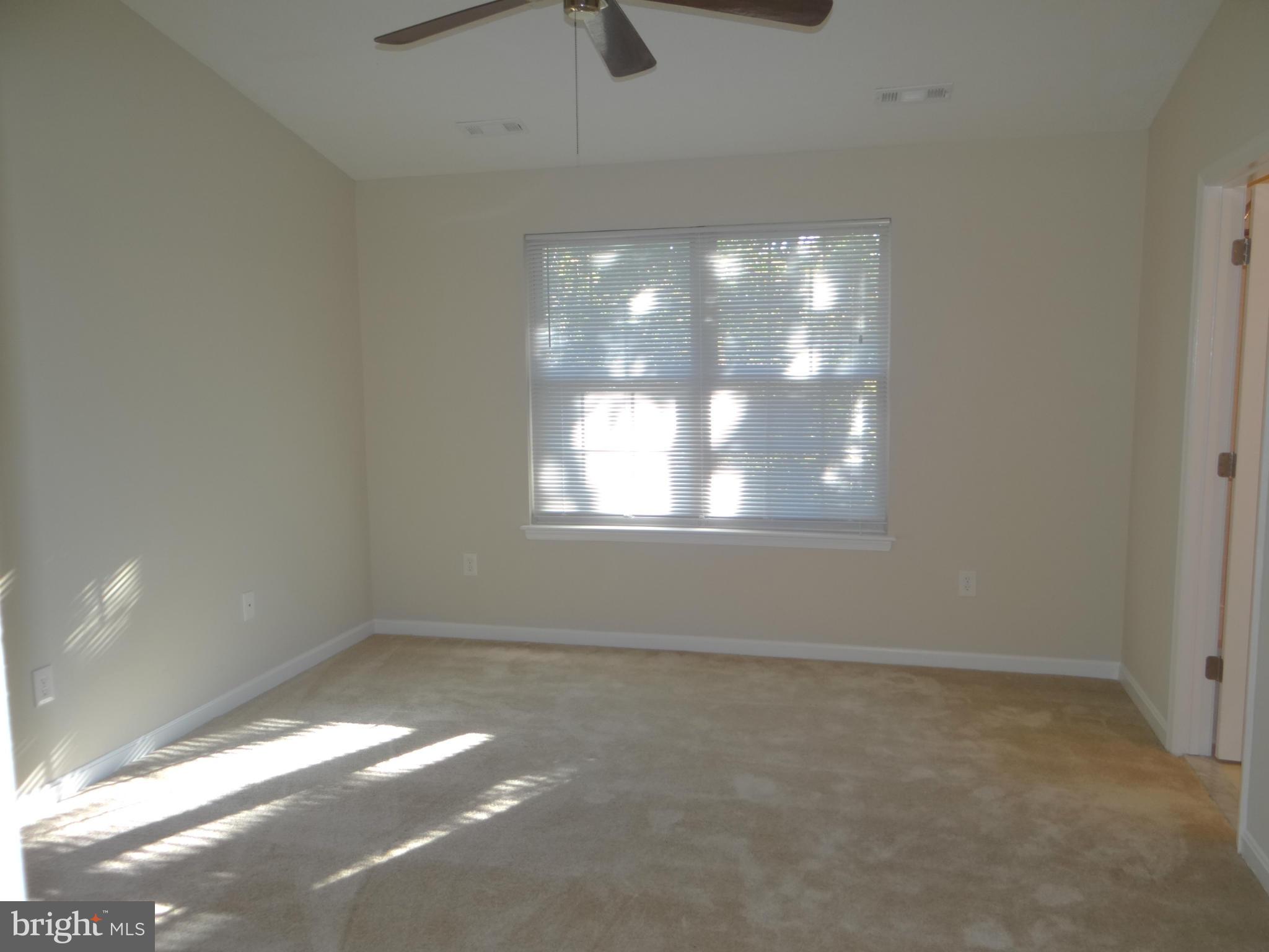 202 Windy Ridge Court Pasadena, MD 21122 - Photo 11 of 28 Bedroom (Master)