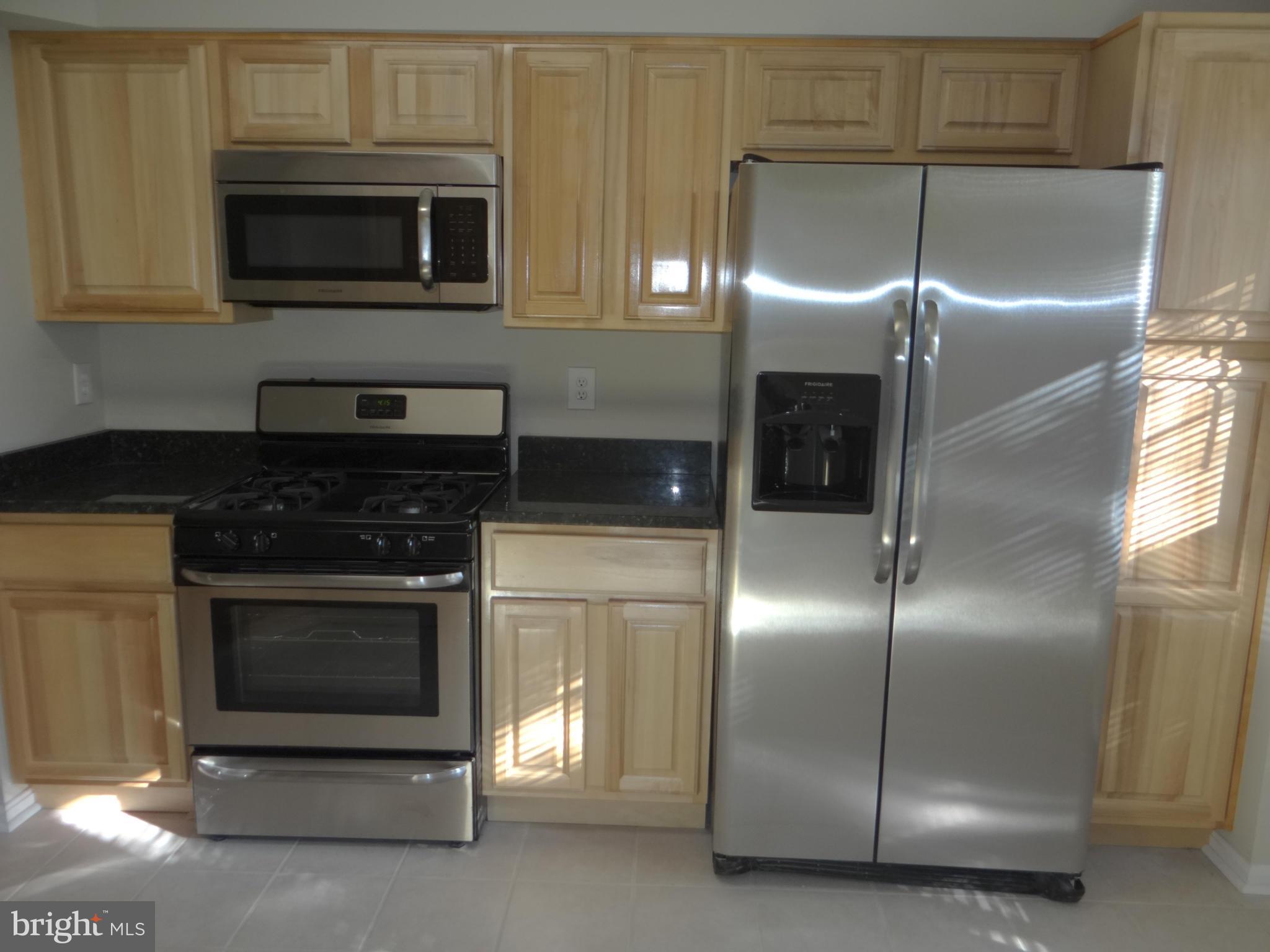 202 Windy Ridge Court Pasadena, MD 21122 - Photo 3 of 28 Kitchen