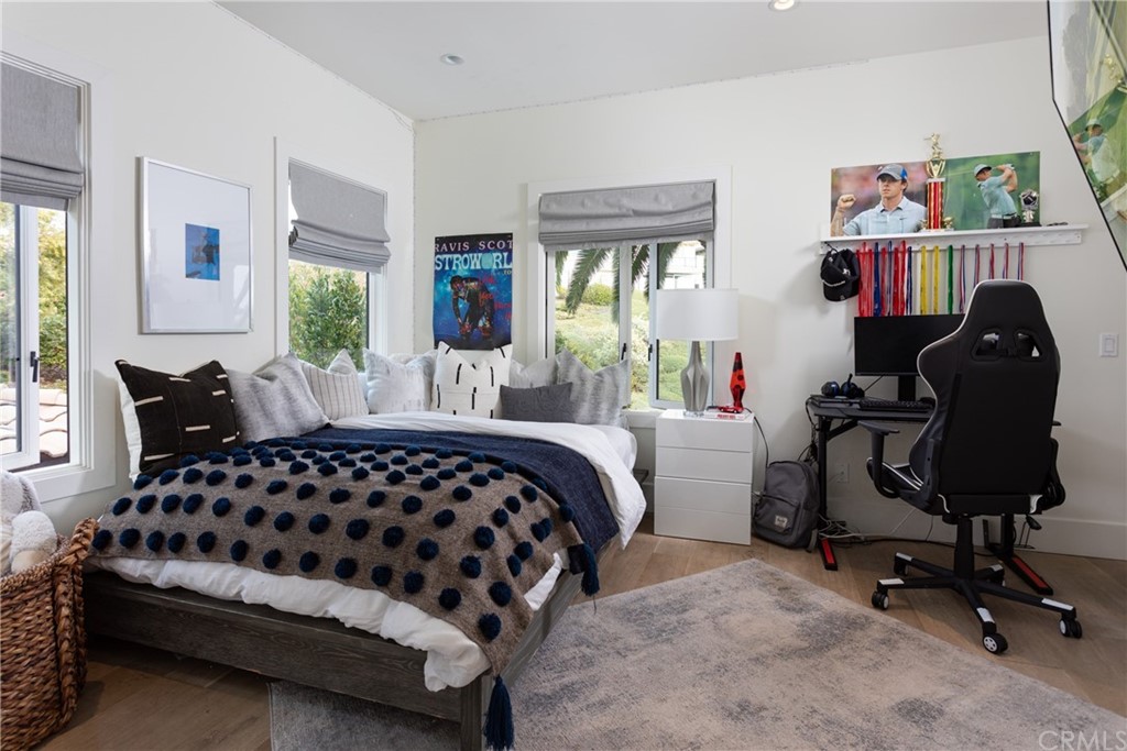 3 Vista Cielo Dana Point, CA 92629 - Photo 20 of 34 a bedroom with a bed and a window