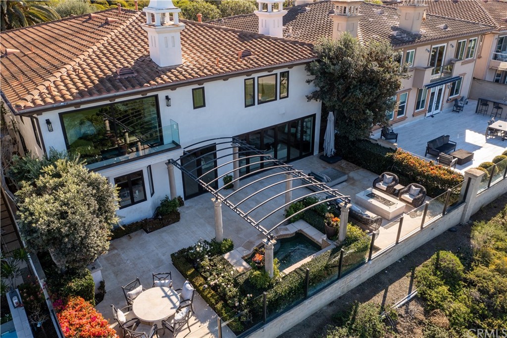 3 Vista Cielo Dana Point, CA 92629 - Photo 25 of 34 a view of a house with backyard and sitting area