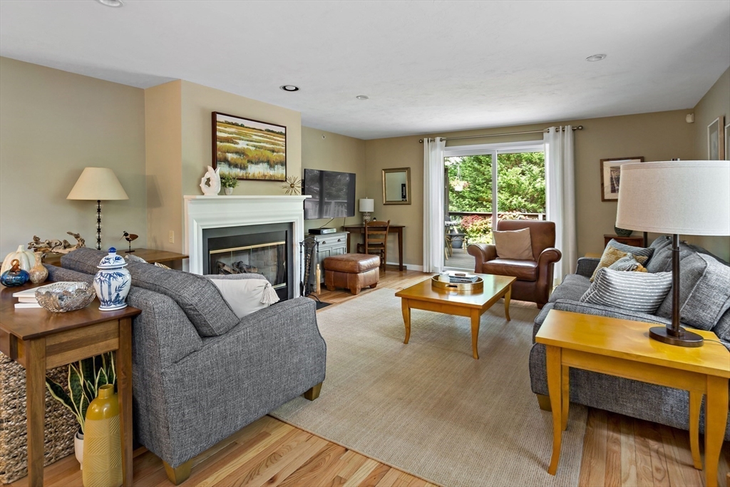 6 Friendship Court, Unit 90 Mashpee, MA 02649 - Photo 9 of 25