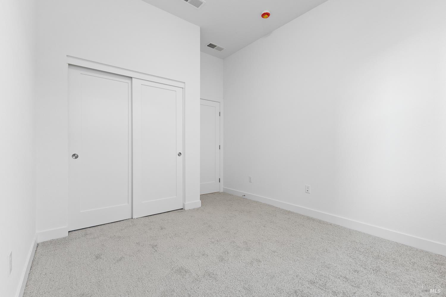 7325 Willowglen Drive Rohnert Park, CA 94928 - Photo 15 of 20 a view of an empty room