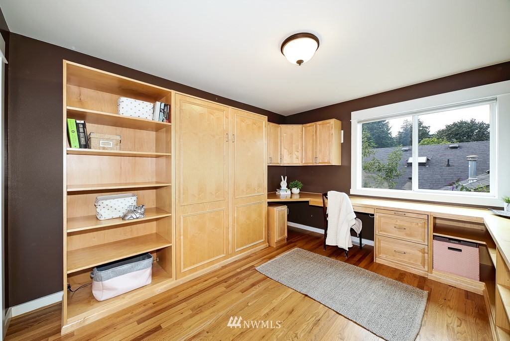 4928 Southwest Forney Street Seattle, WA 98116 - Photo 20 of 29 Gallery Image 20