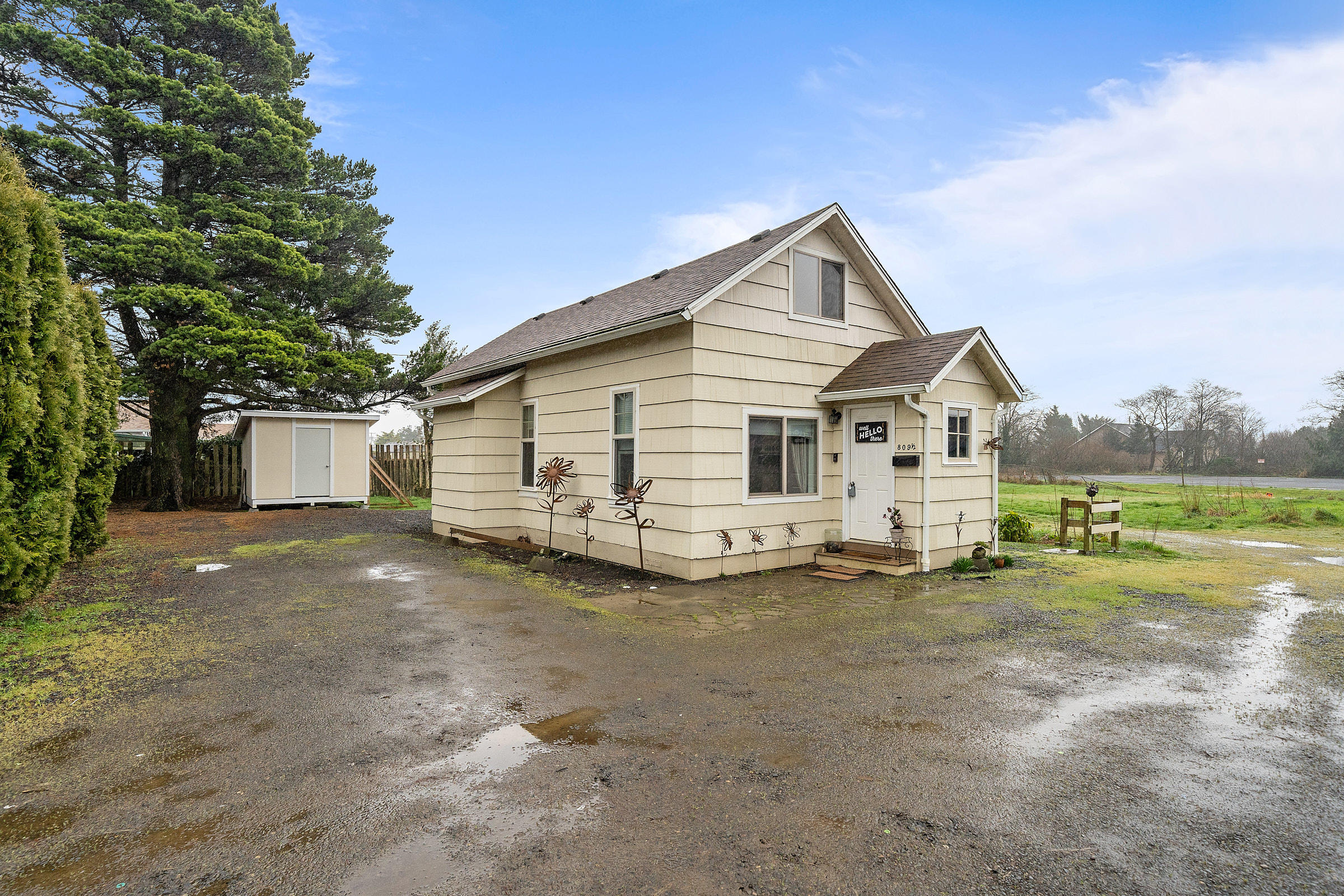 809 1/2 4th Street Tillamook, OR 97141 - Photo 1 of 21 DSC02659