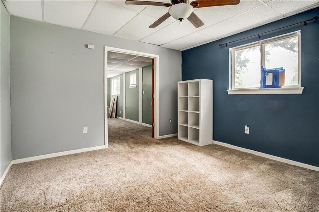 9251 Liggett Road Kansas City, KS 66109 - Photo 22 of 37