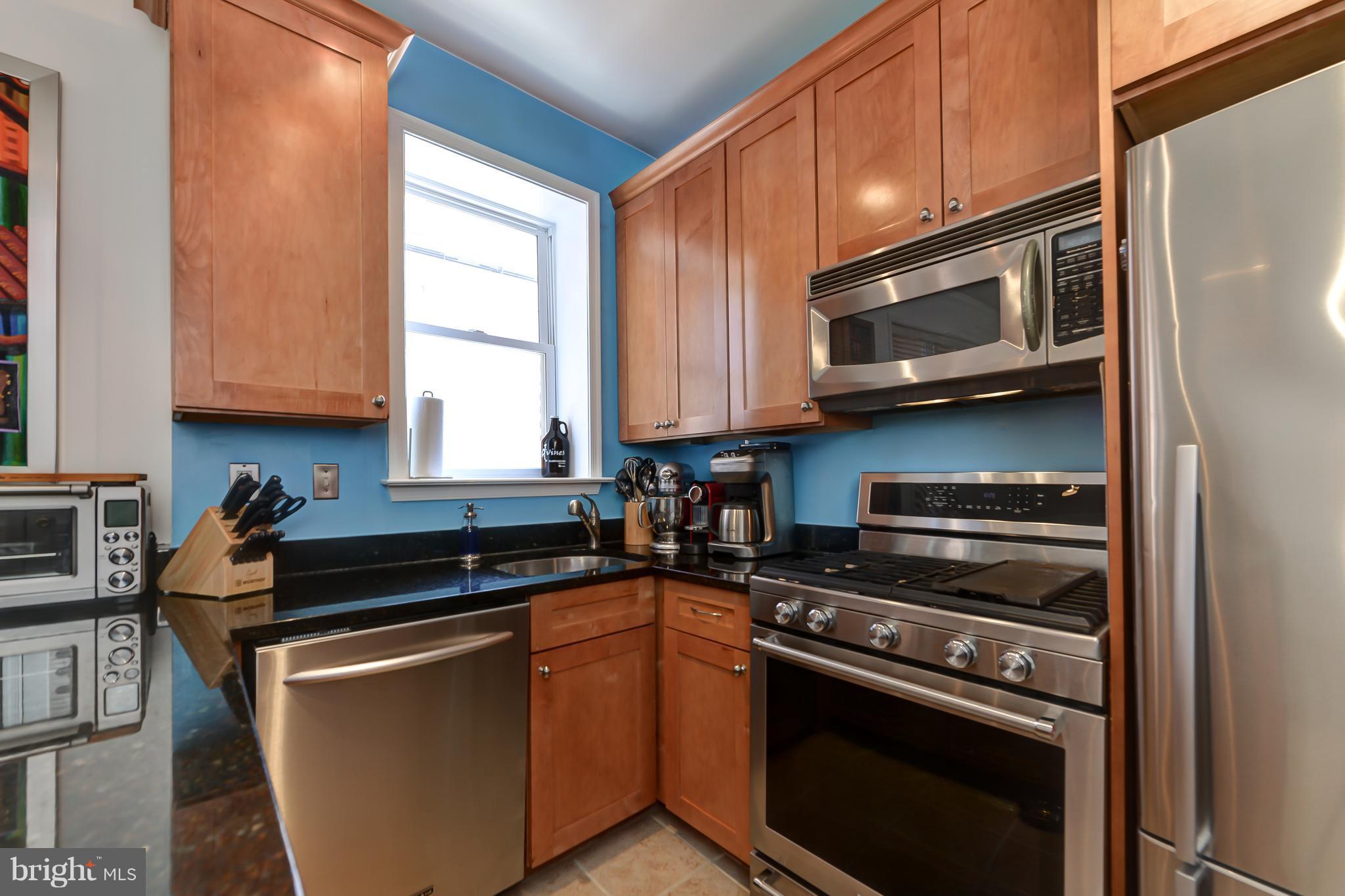 1438 Columbia Road Northwest, Unit 204 Washington, DC 20009 - Photo 9 of 27 Kitchen