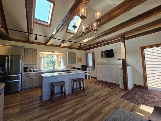 $573,000 | 1065 Higgins Hill Road, St. Johnsbury, VT 05819